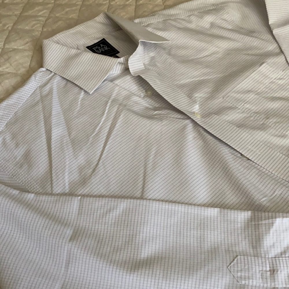Jos. A. Bank men’s traveler dress shirt